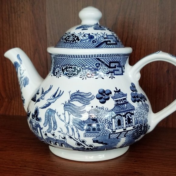Churchill Other - Churchill Willow Blue Tea Pot
